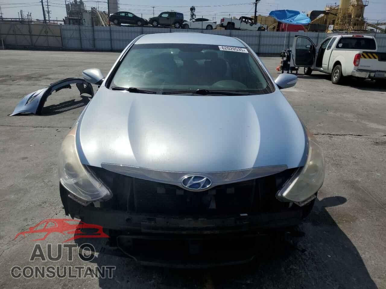 HYUNDAI SONATA 2012 - KMHEC4A46CA046139