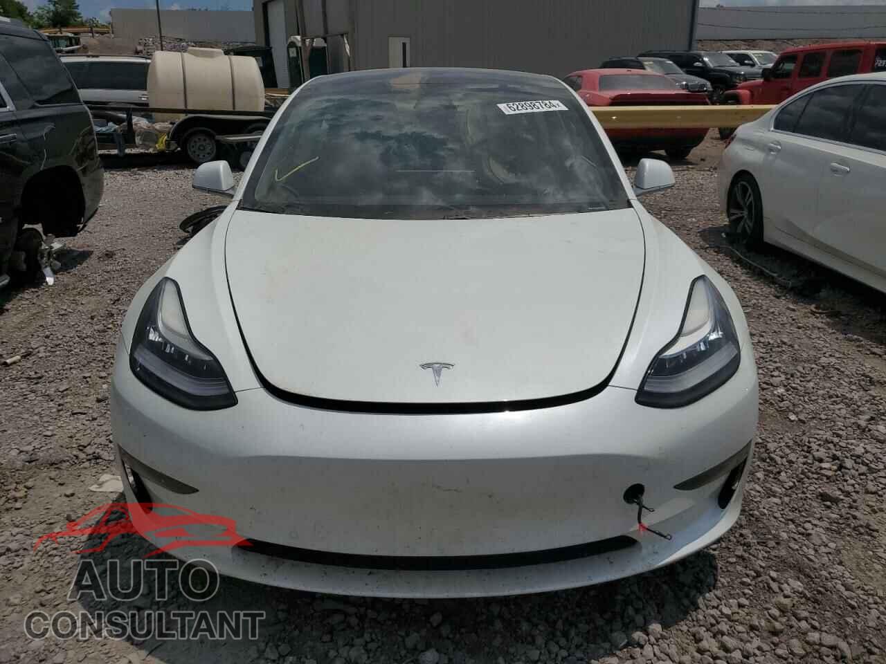 TESLA MODEL 3 2019 - 5YJ3E1EB0KF425575