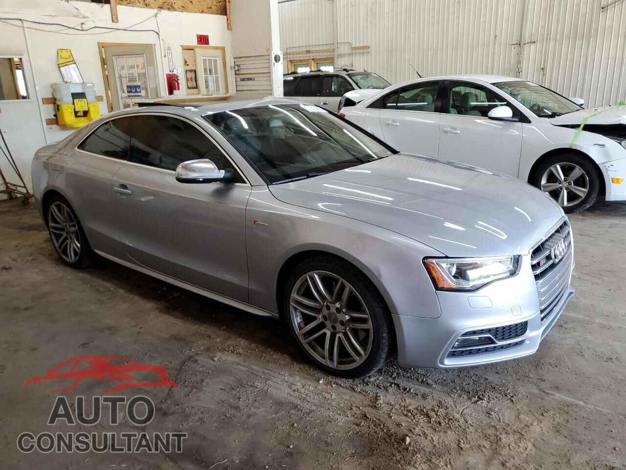 AUDI S5/RS5 2015 - WAUCGAFR4FA015377