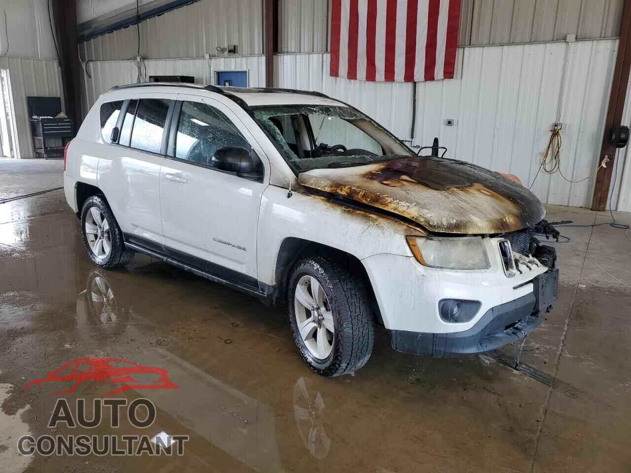JEEP COMPASS 2011 - 1J4NF1FB5BD212983