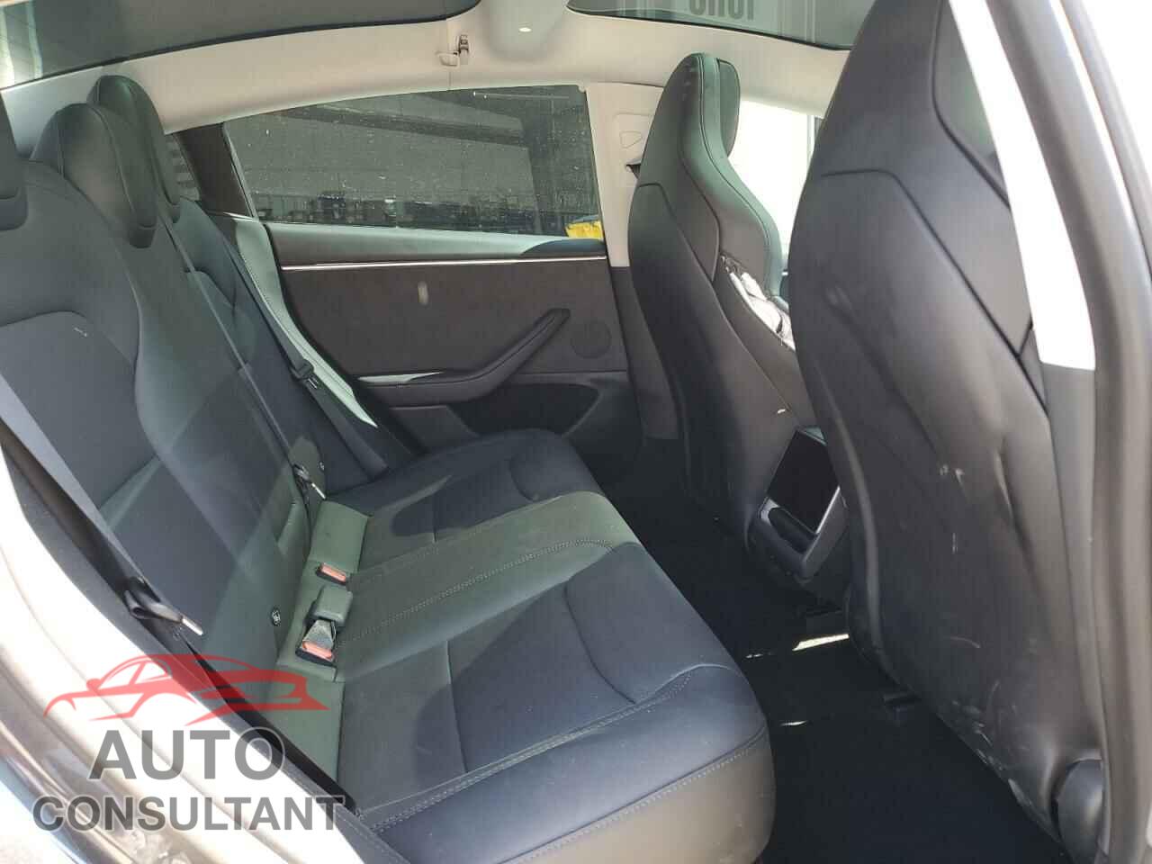TESLA MODEL 3 2024 - 5YJ3E1ET9RF806568