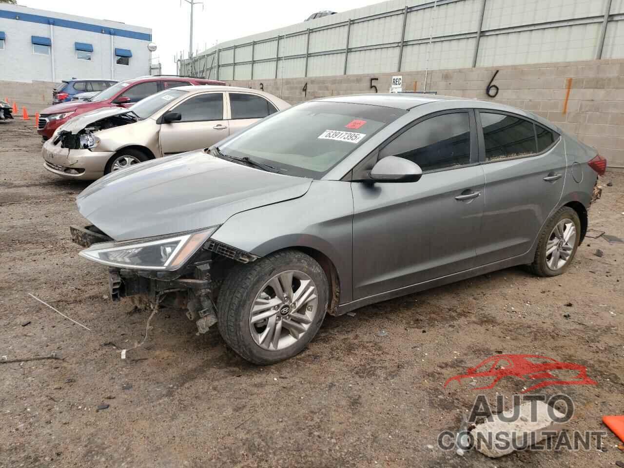 HYUNDAI ELANTRA 2019 - KMHD84LF2KU762156