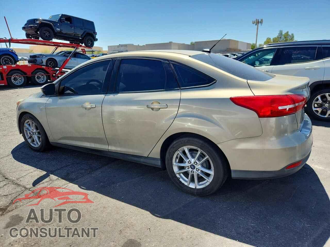 FORD FOCUS 2015 - 1FADP3F28FL204520