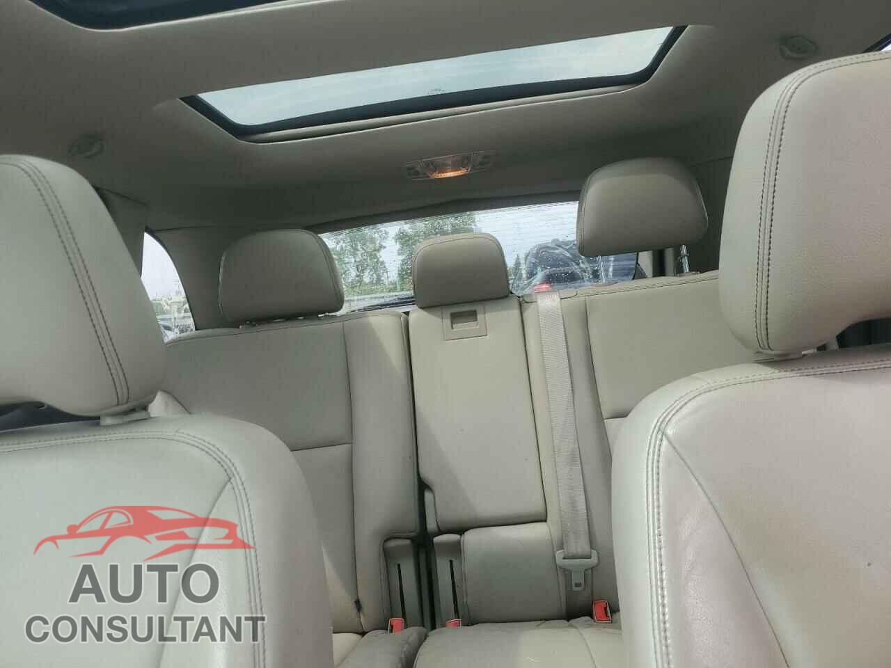 FORD EDGE 2011 - 2FMDK3JC2BBB47164