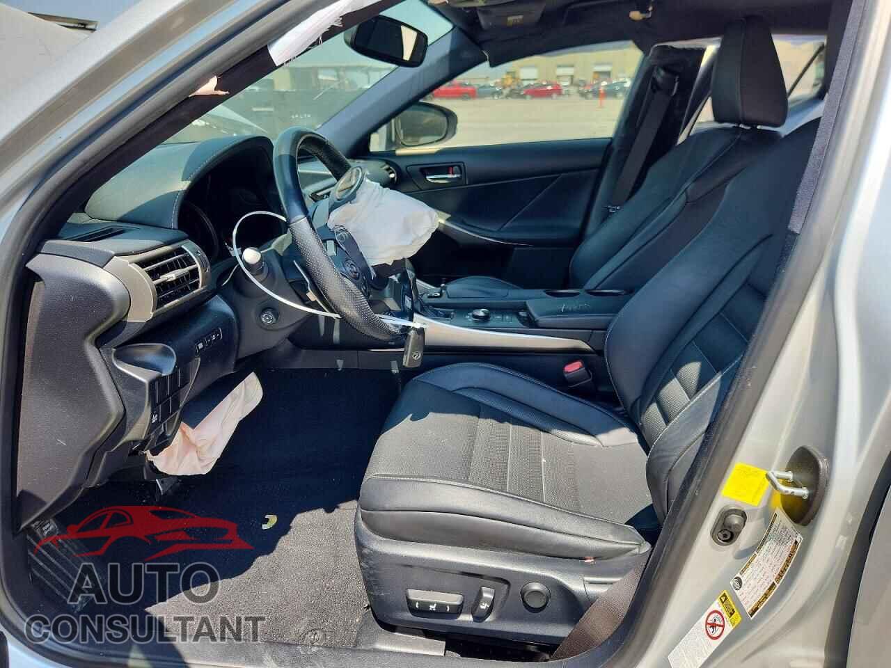 LEXUS IS 2016 - JTHBE1D29G5023963