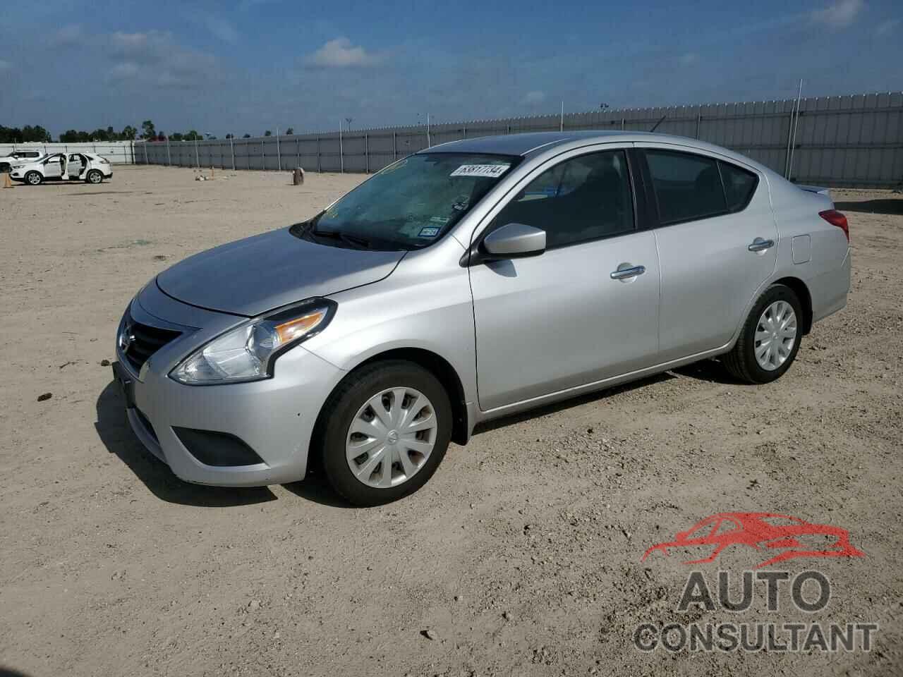 NISSAN VERSA 2017 - 3N1CN7AP0HL870299