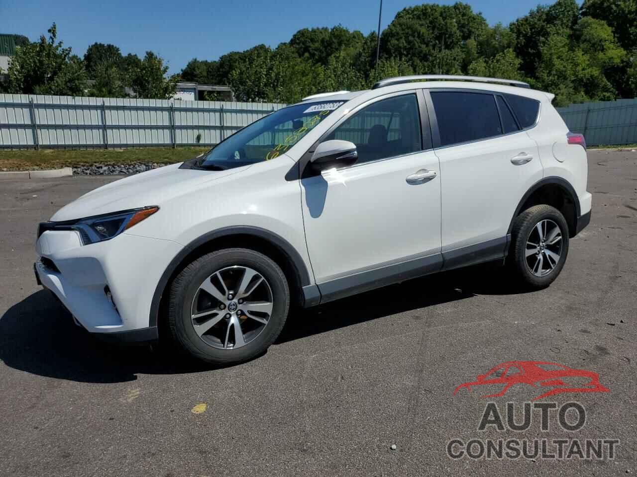 TOYOTA RAV4 2018 - JTMRFREV0JJ719145