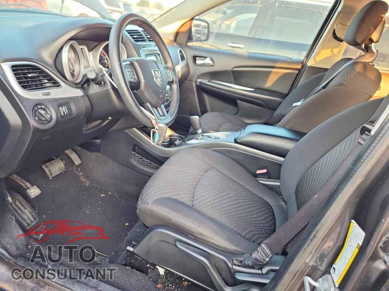 DODGE JOURNEY 2015 - 3C4PDCBG7FT627627