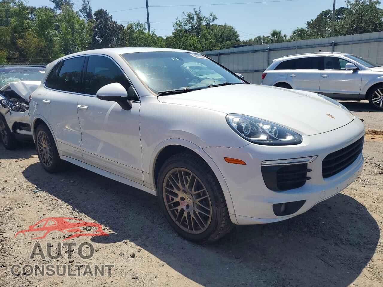 PORSCHE CAYENNE 2016 - WP1AA2A22GLA04751
