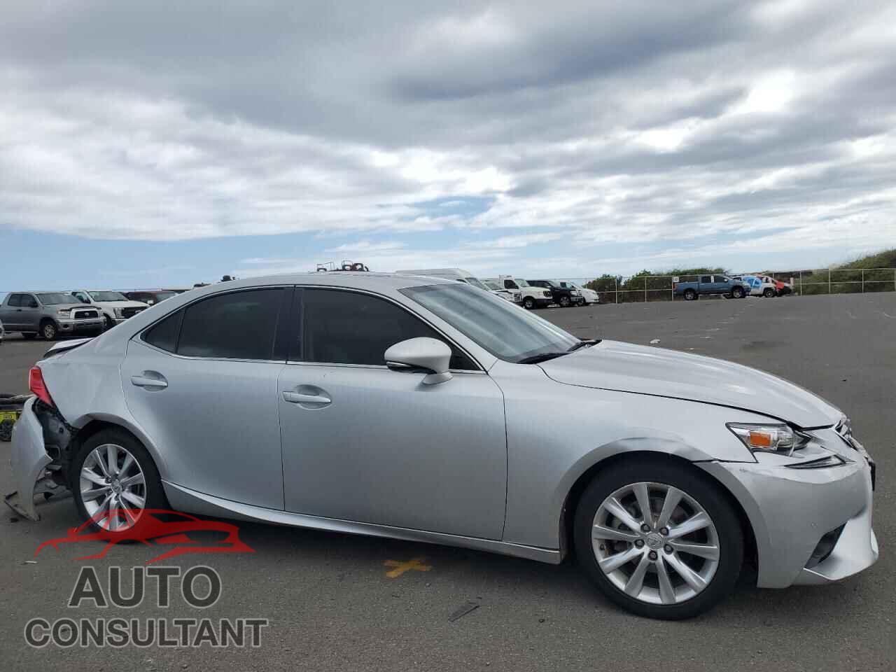 LEXUS IS 2014 - JTHBF1D29E5018157