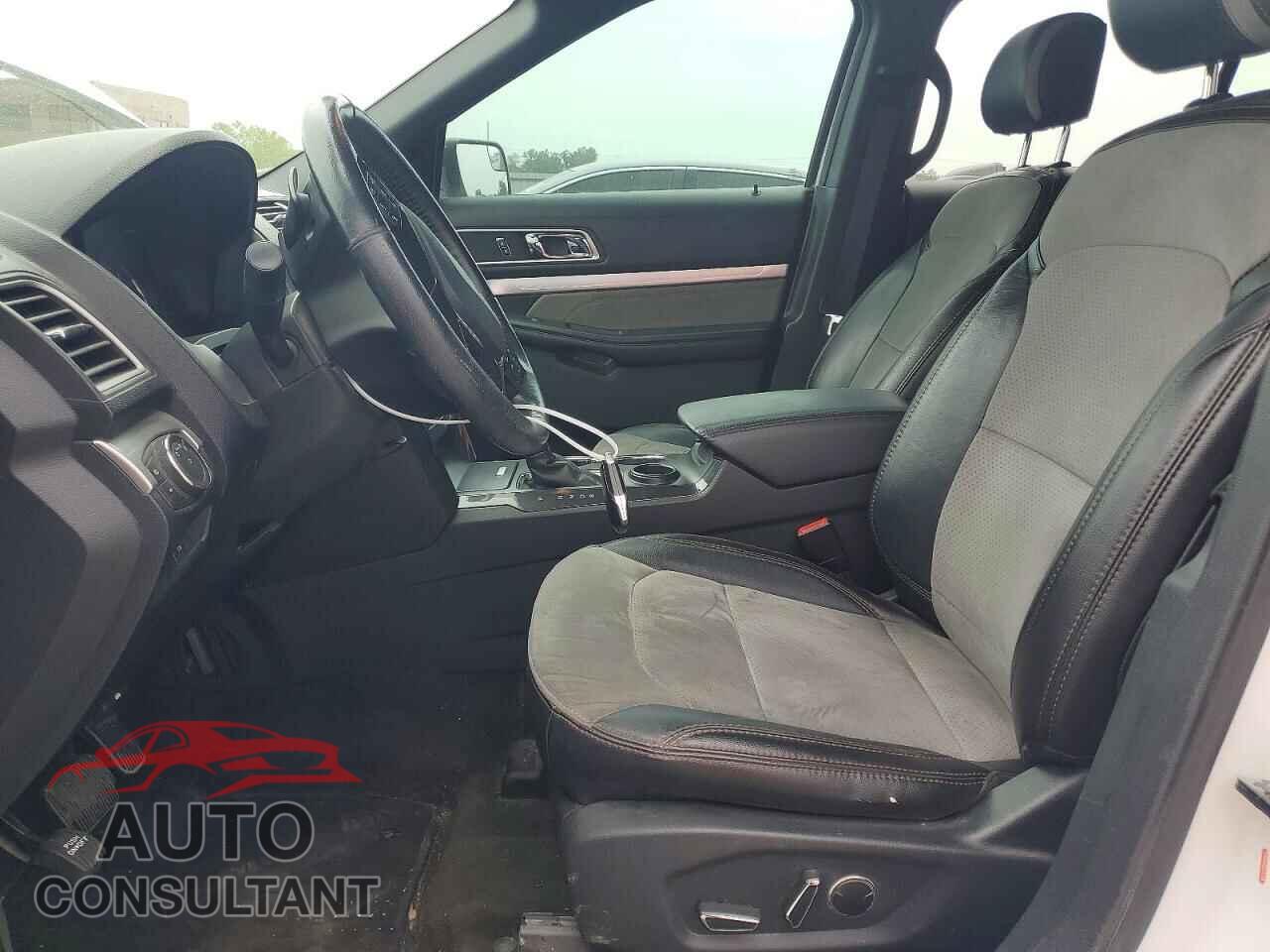 FORD EXPLORER 2017 - 1FM5K7D83HGC46161