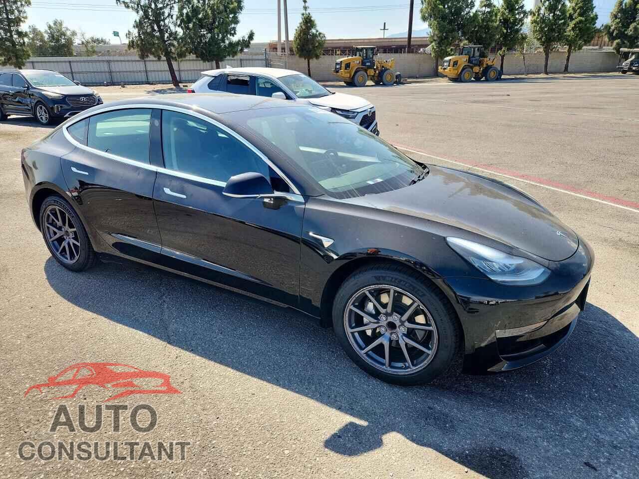 TESLA MODEL 3 2019 - 5YJ3E1EA3KF399075