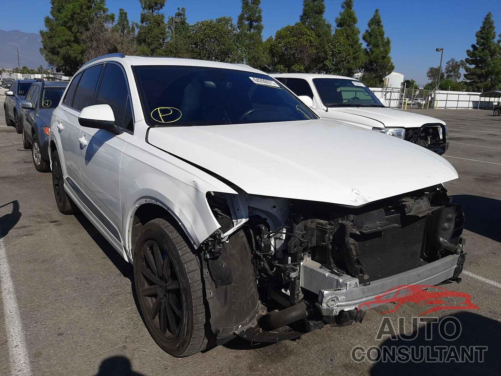 AUDI Q7 2018 - WA1LHAF73JD017296