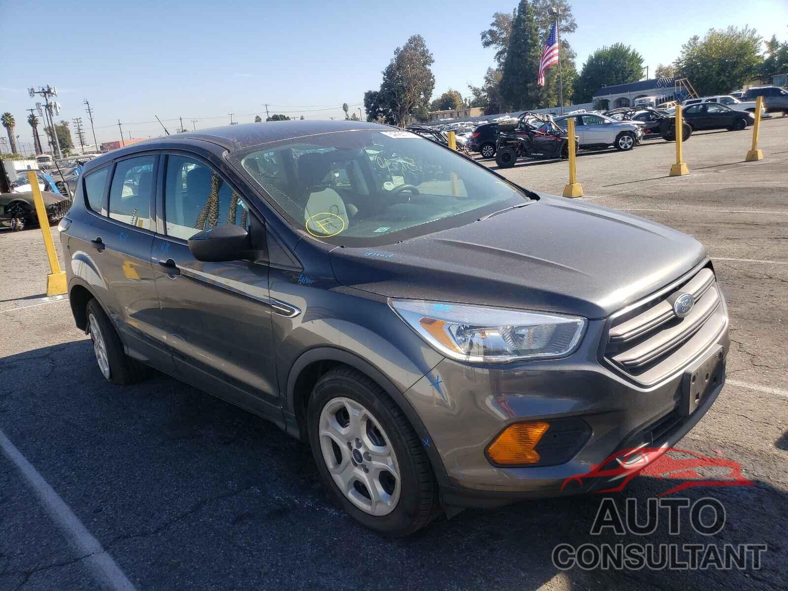 FORD ESCAPE 2017 - 1FMCU0F72HUE73825