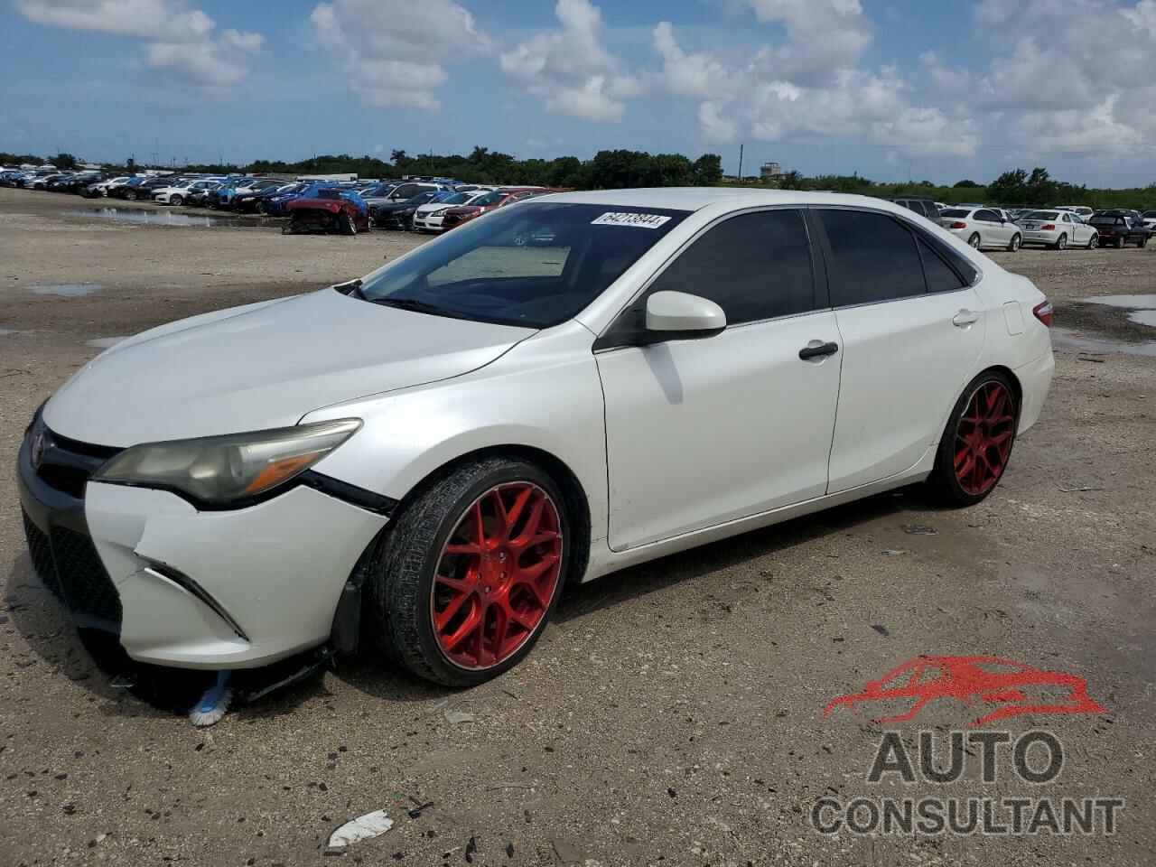 TOYOTA CAMRY 2016 - 4T1BF1FK4GU552413