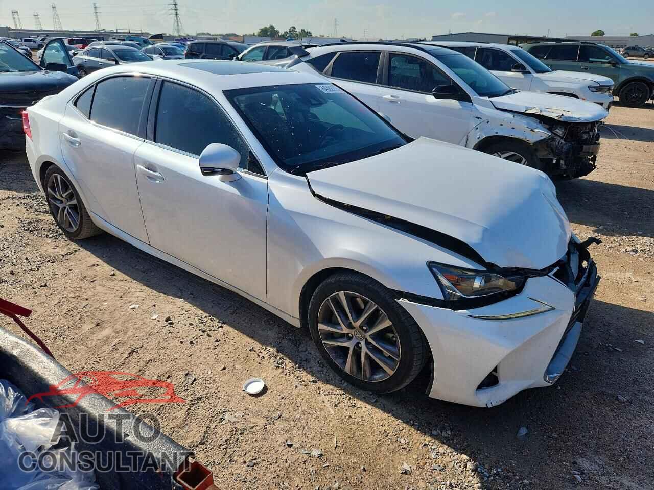 LEXUS IS 2018 - JTHBA1D29J5072003