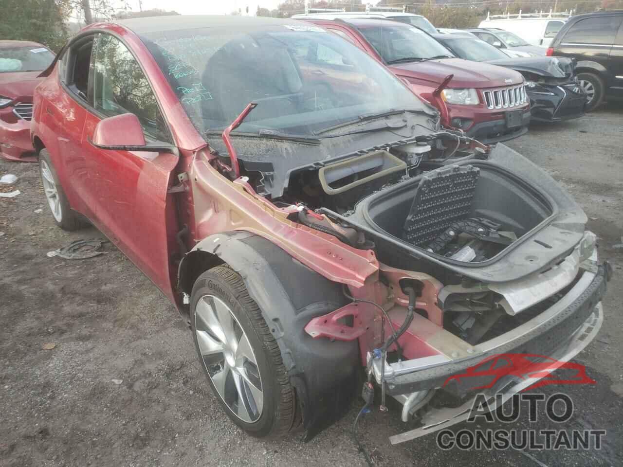 TESLA MODEL Y 2021 - 5YJYGDEE8MF185108