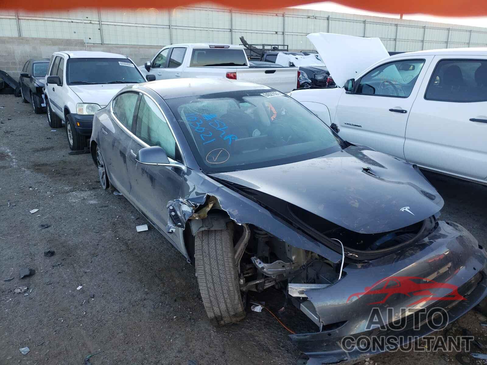 TESLA MODEL 3 2019 - 5YJ3E1EB2KF386715