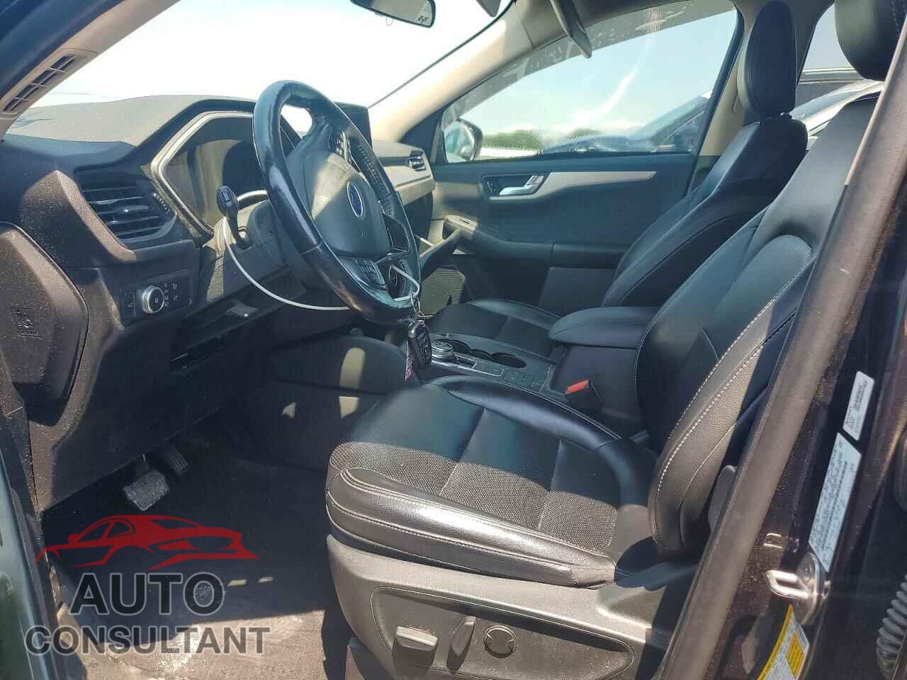 FORD ESCAPE 2020 - 1FMCU0H63LUA40401