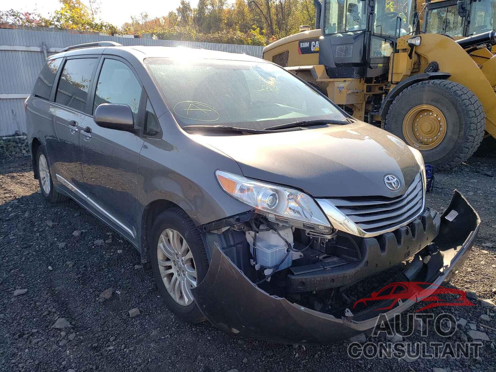 TOYOTA SIENNA 2017 - 5TDYZ3DC8HS802612