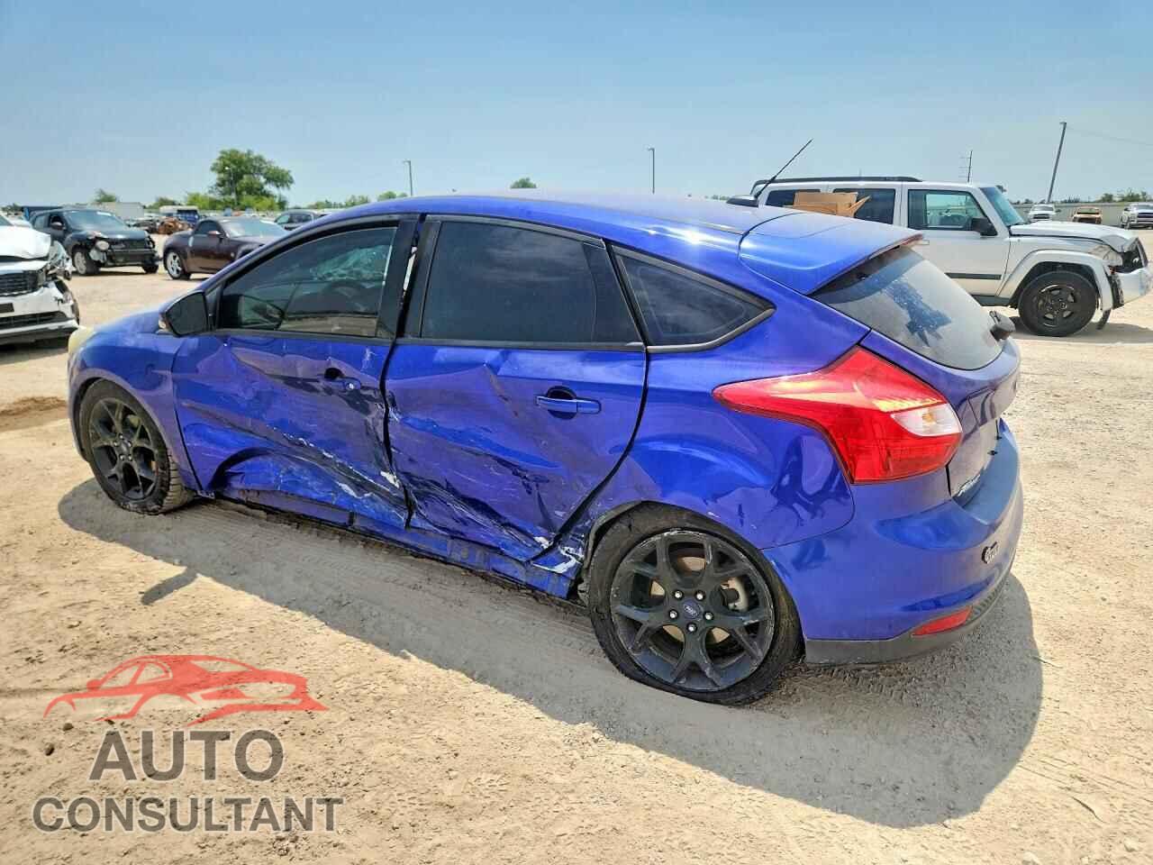 FORD FOCUS 2014 - 1FADP3K23EL372361