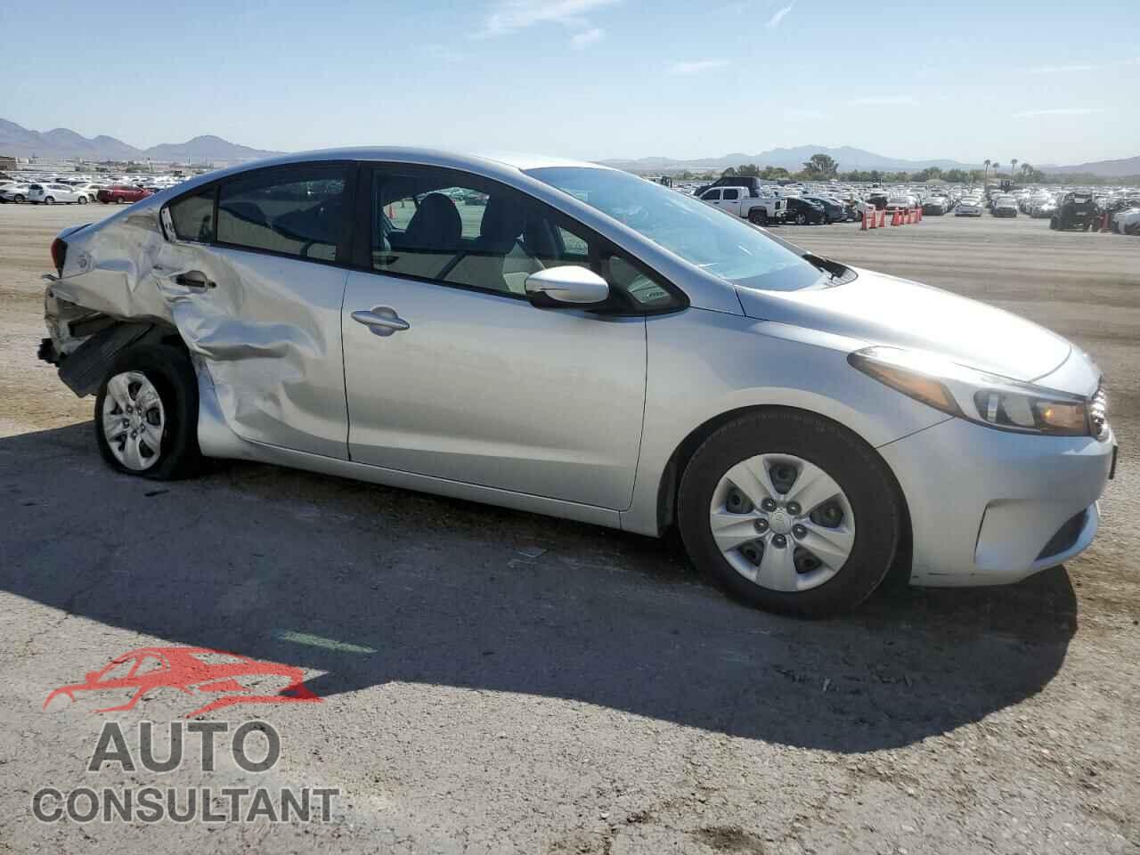 KIA FORTE 2017 - 3KPFK4A76HE064005