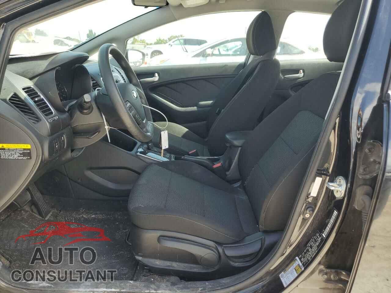 KIA FORTE 2018 - 3KPFK4A77JE213933