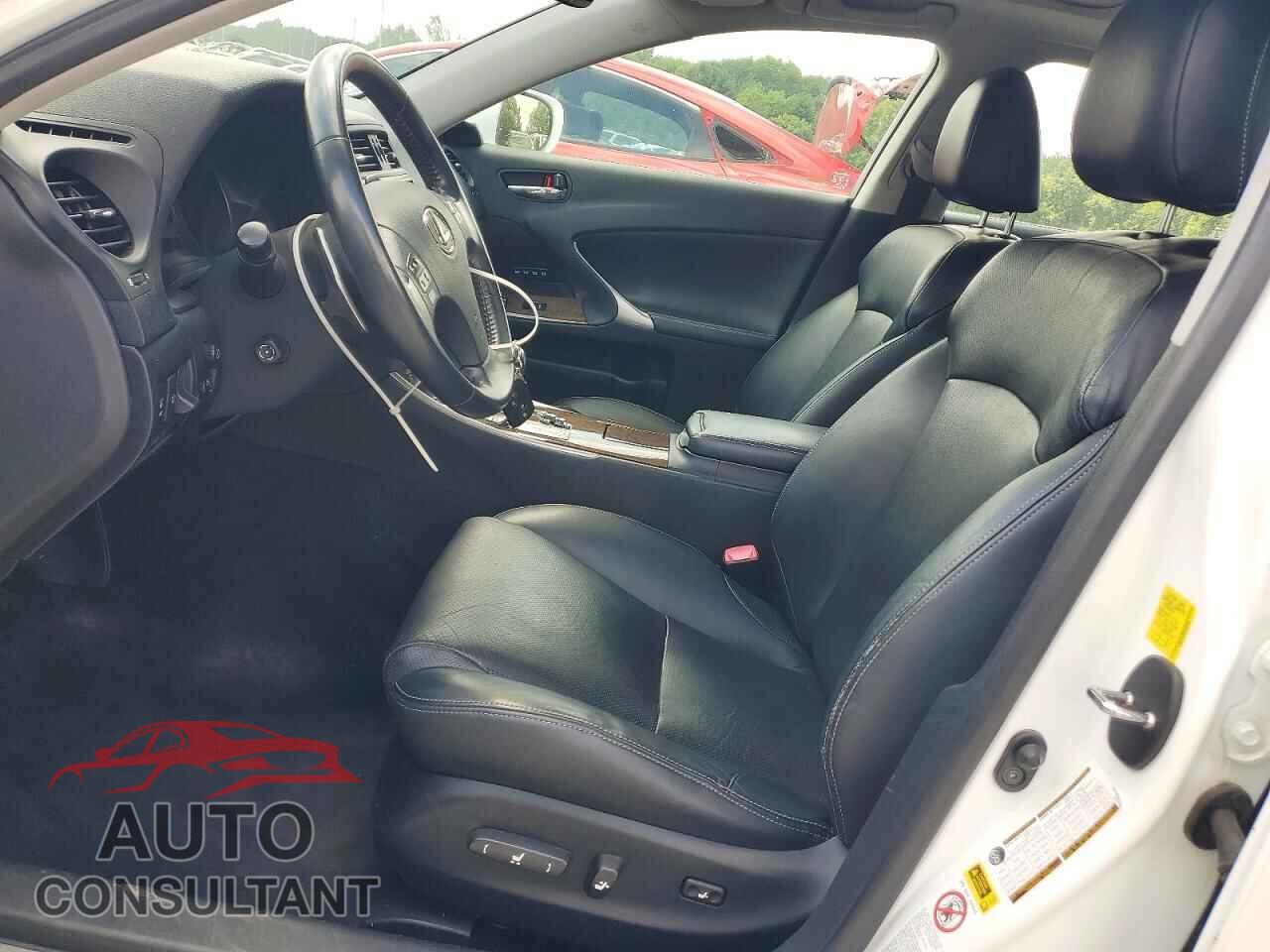 LEXUS IS 2010 - JTHCF5C25A2034185