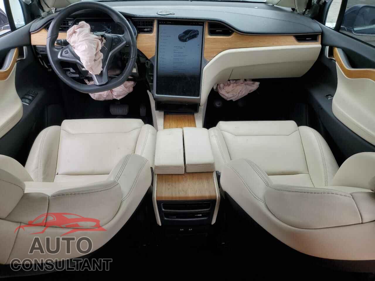 TESLA MODEL X 2018 - 5YJXCBE29JF141437