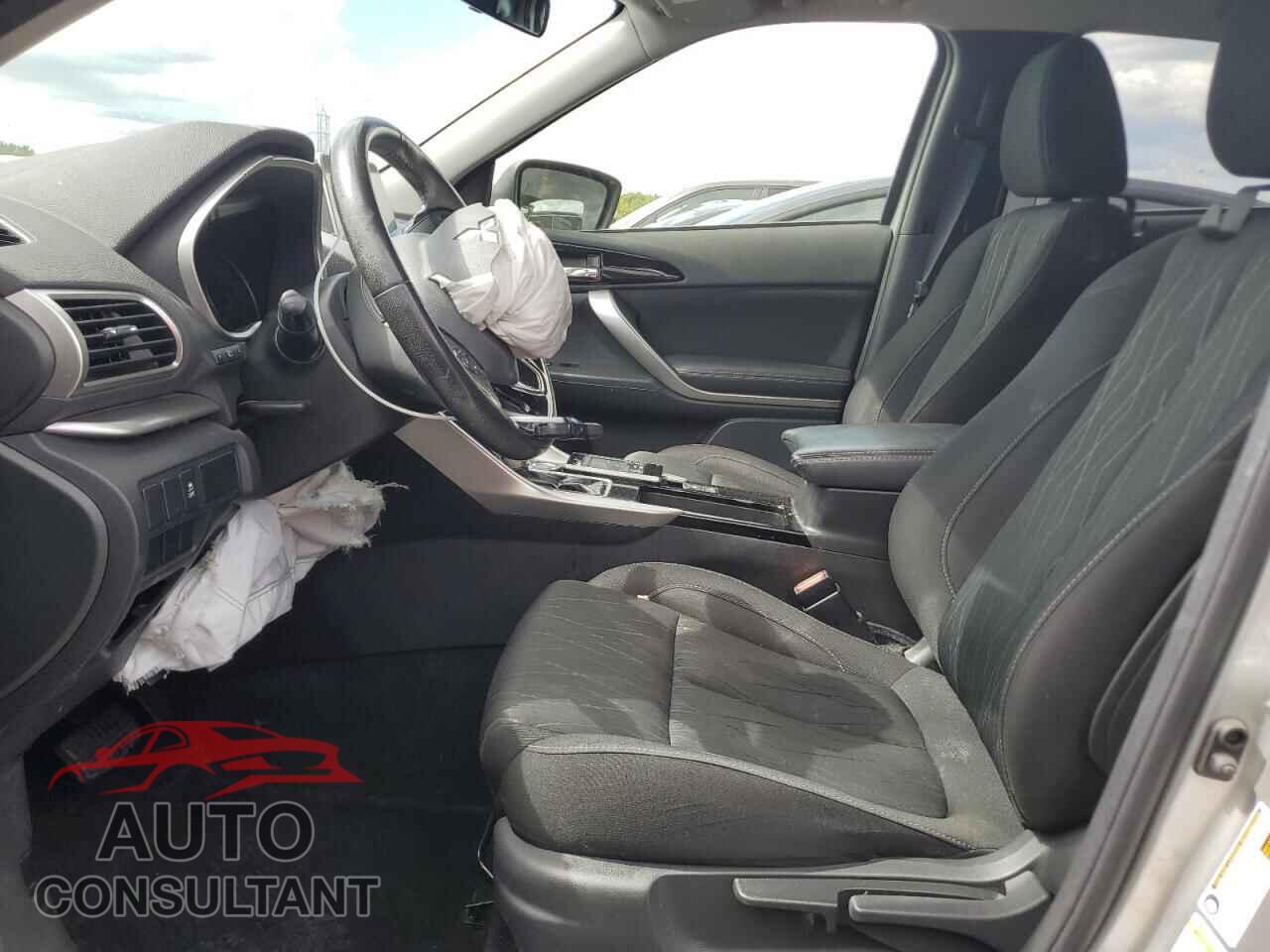 MITSUBISHI ECLIPSE 2019 - JA4AT5AA7KZ017127