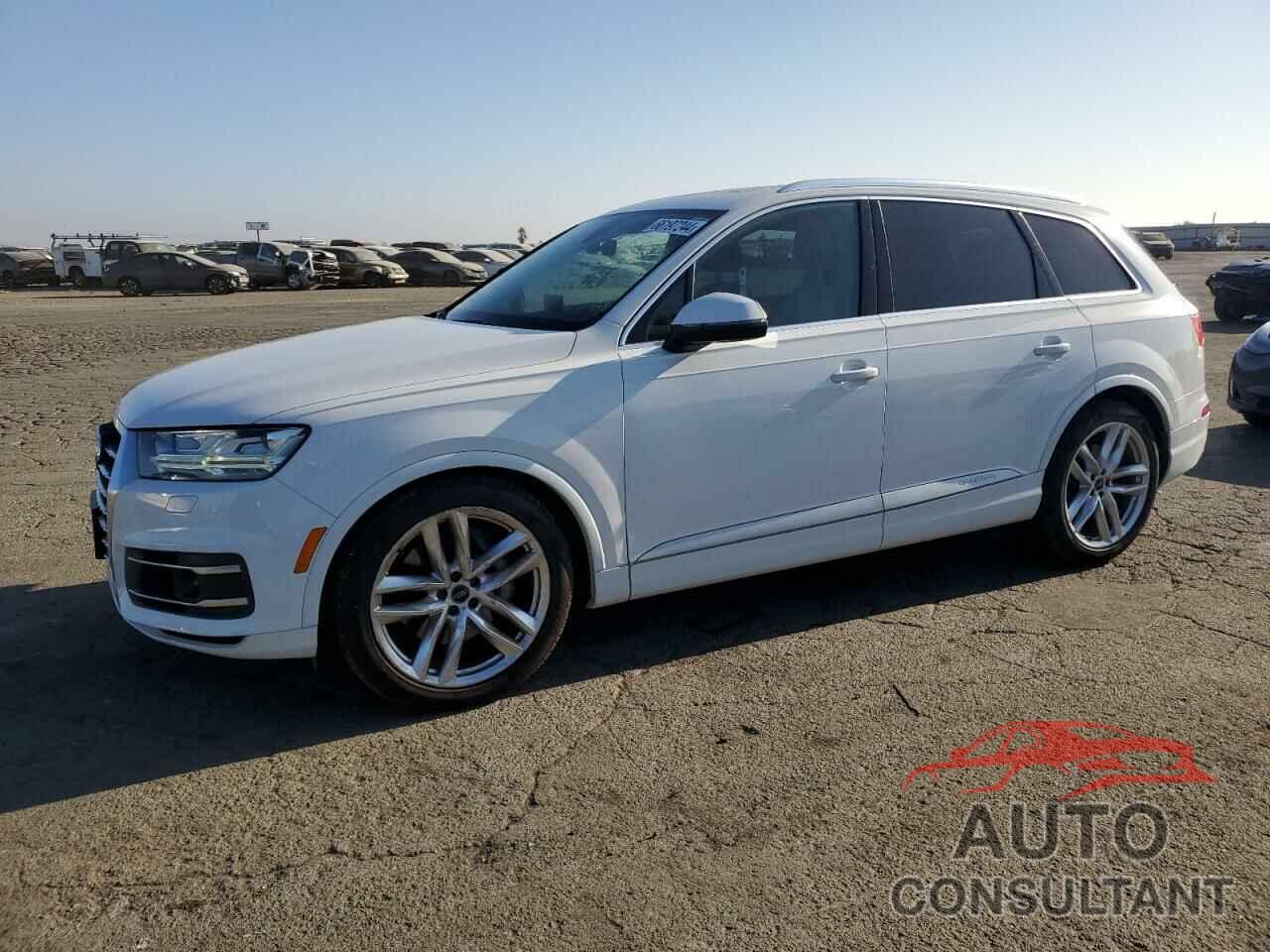 AUDI Q7 2018 - WA1VAAF75JD044254