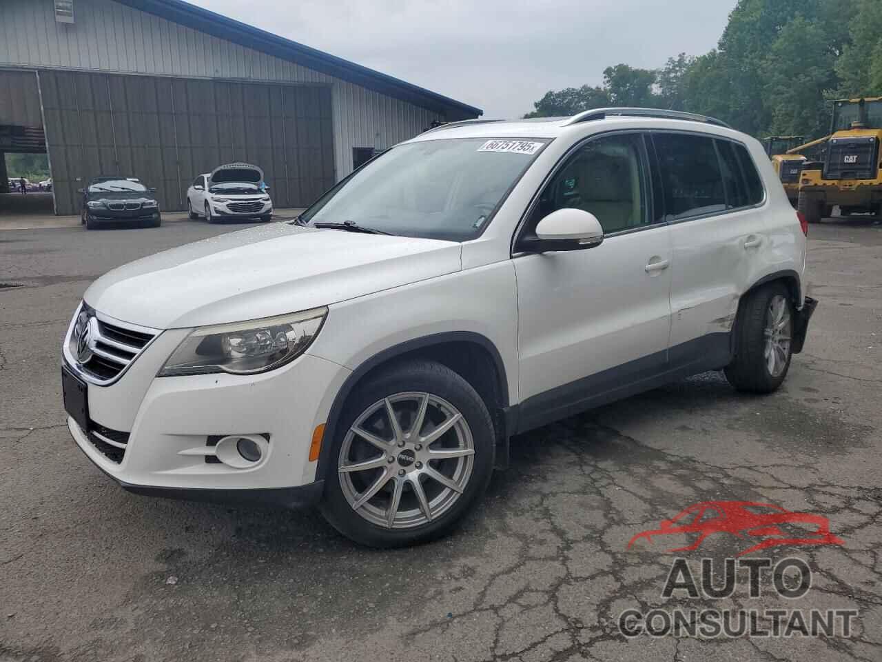 VOLKSWAGEN TIGUAN 2010 - WVGBV7AX3AW001507