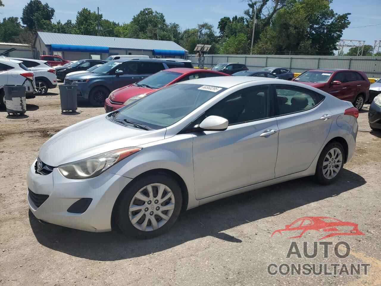 HYUNDAI ELANTRA 2012 - KMHDH4AE8CU363330