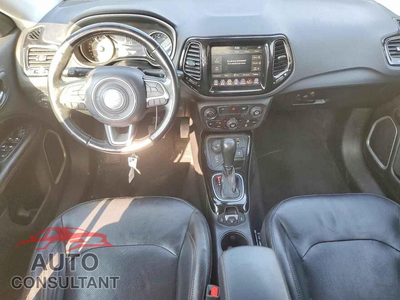 JEEP COMPASS 2018 - 3C4NJDCB5JT456300