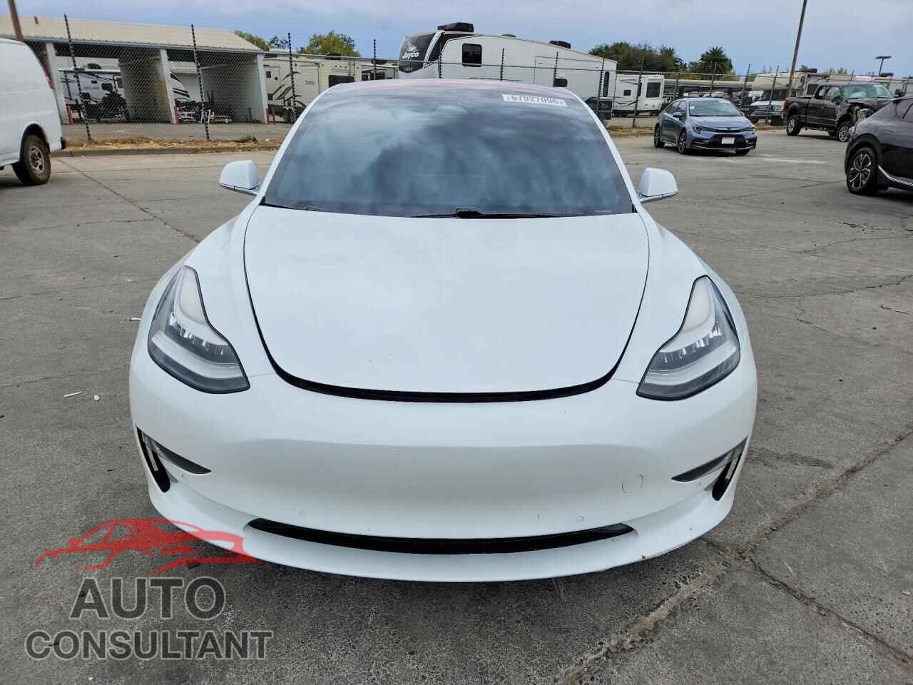 TESLA MODEL 3 2018 - 5YJ3E1EB6JF117678