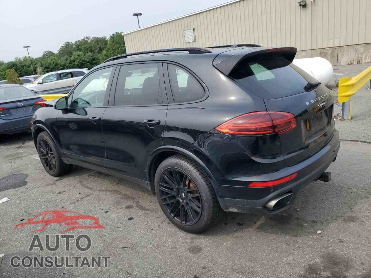PORSCHE CAYENNE 2017 - WP1AA2A29HKA86629