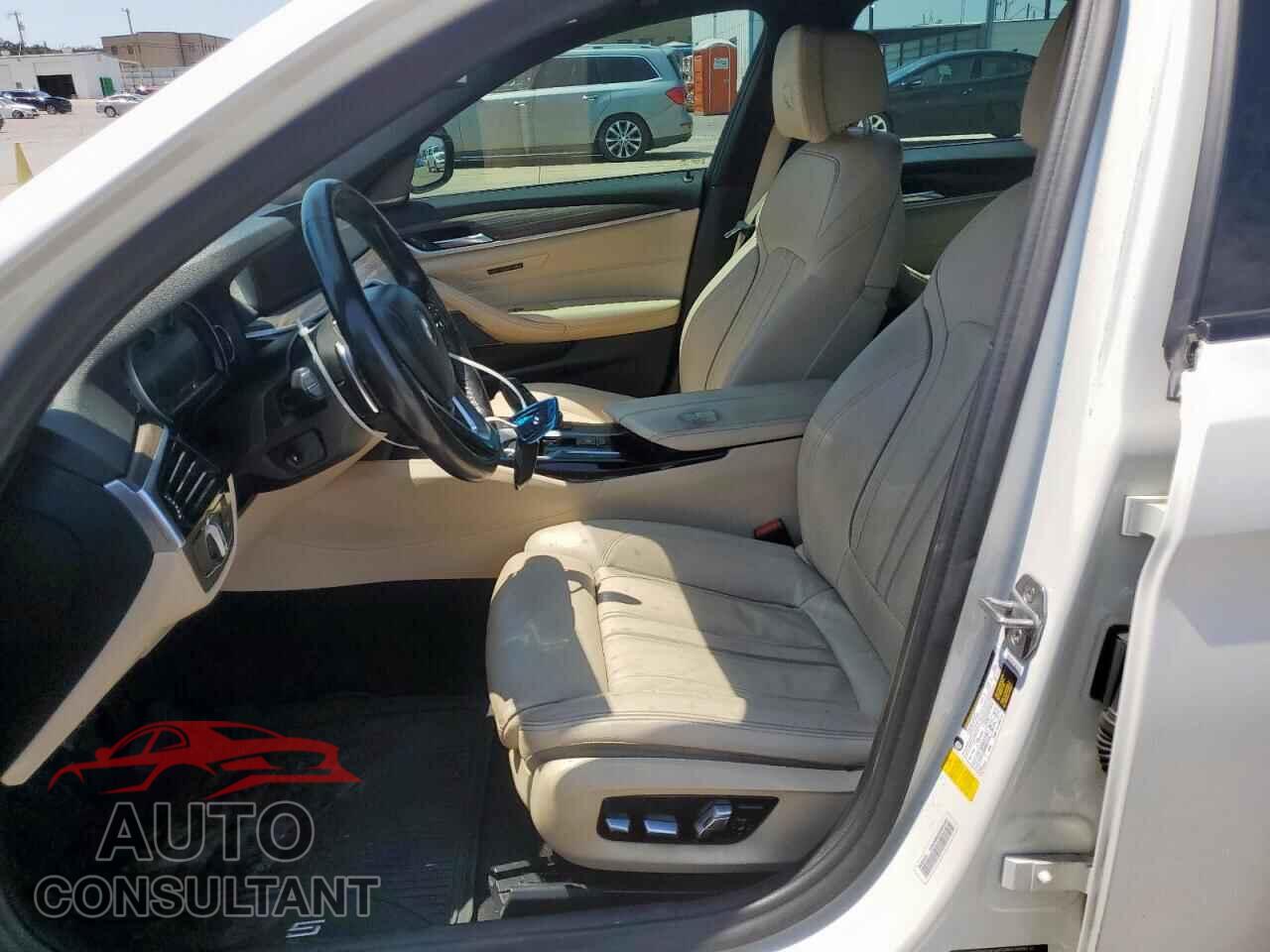 BMW 5 SERIES 2019 - WBAJE5C5XKWW17543