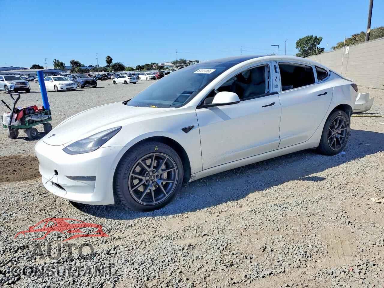 TESLA MODEL 3 2021 - 5YJ3E1EA9MF031745