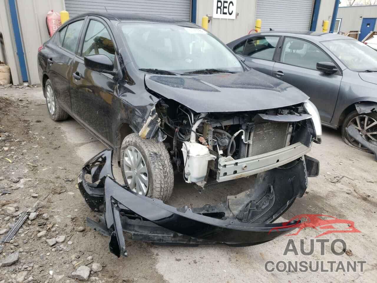 NISSAN VERSA 2019 - 3N1CN7APXKL835907