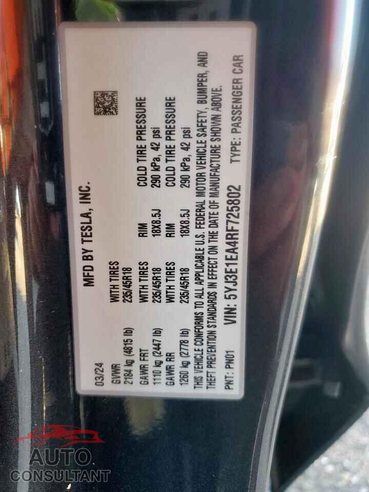 TESLA MODEL 3 2024 - 5YJ3E1EA4RF725802