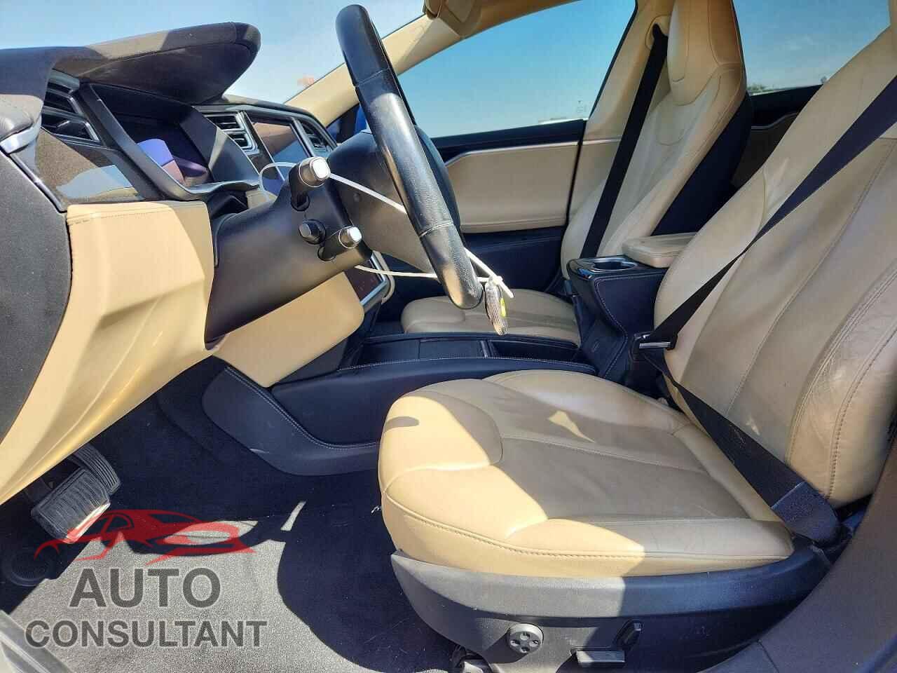 TESLA MODEL S 2015 - 5YJSA1H22FF092577