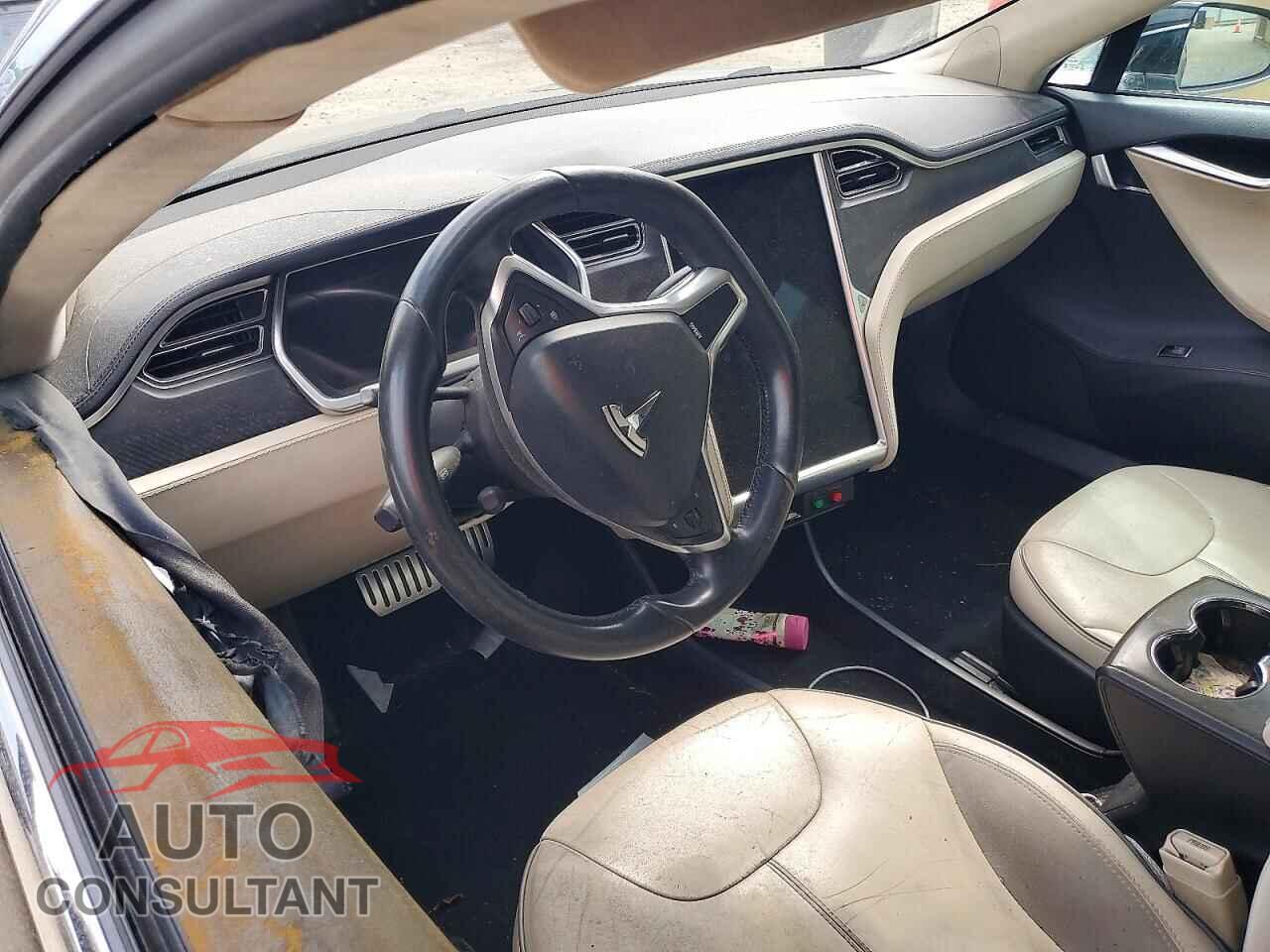 TESLA MODEL S 2012 - 5YJSA1DP9CFS00576