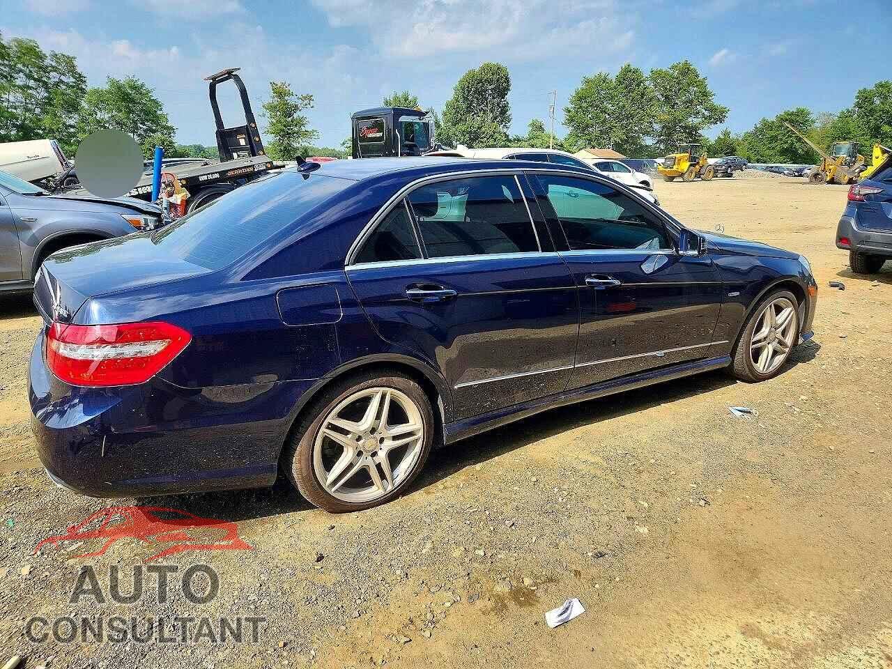 MERCEDES-BENZ E-CLASS 2012 - WDDHF8JB2CA644037