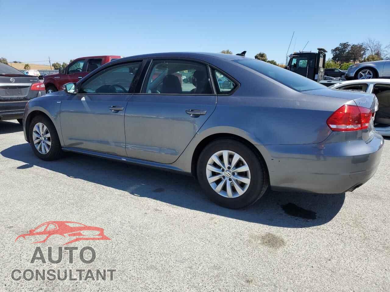 VOLKSWAGEN PASSAT 2015 - 1VWAT7A30FC058790