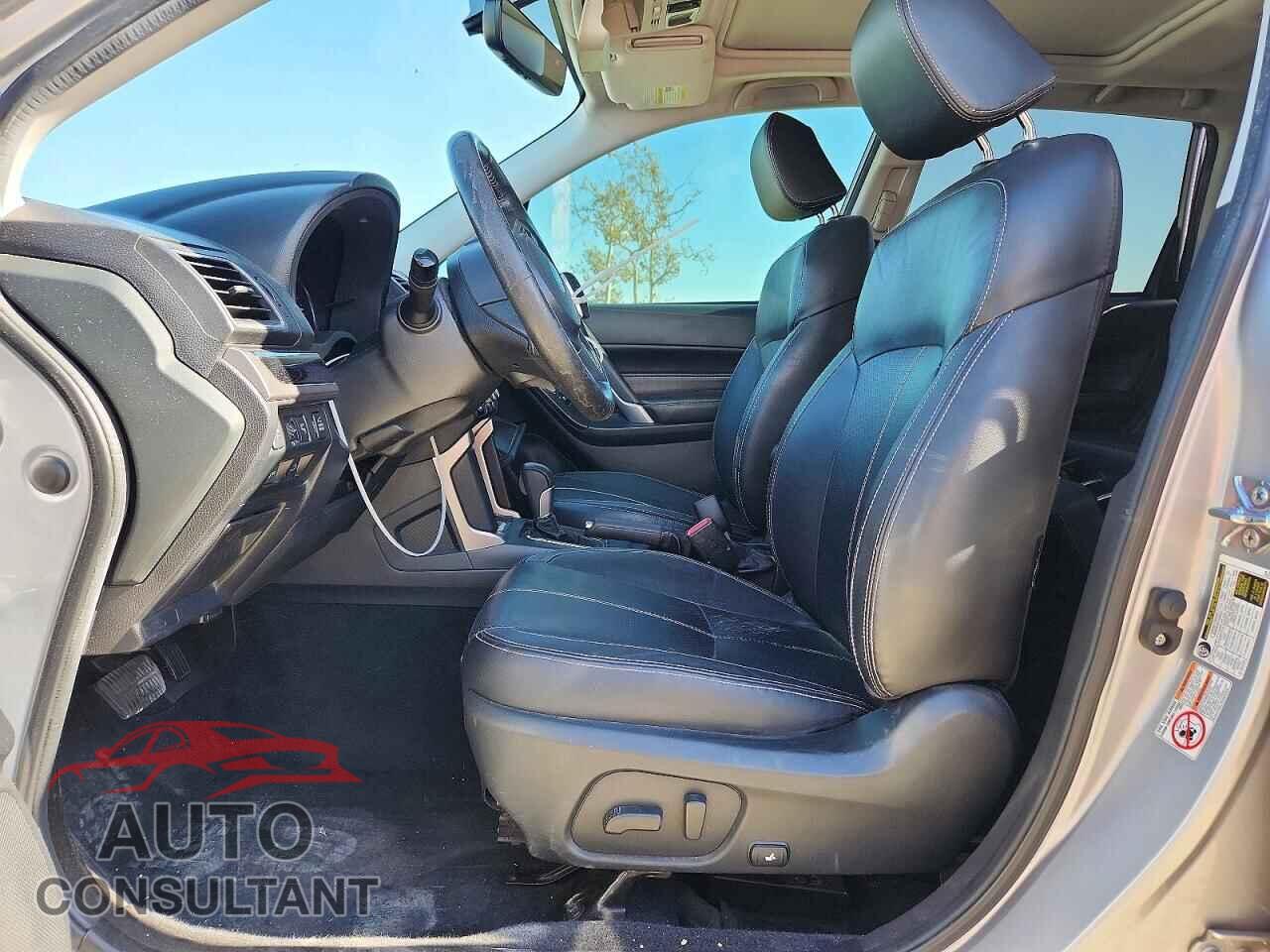 SUBARU FORESTER 2017 - JF2SJATC7HH411962