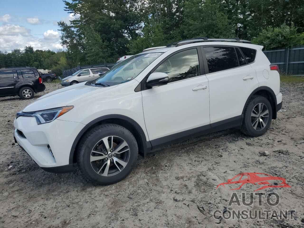 TOYOTA RAV4 2017 - JTMRFREV0HD209516