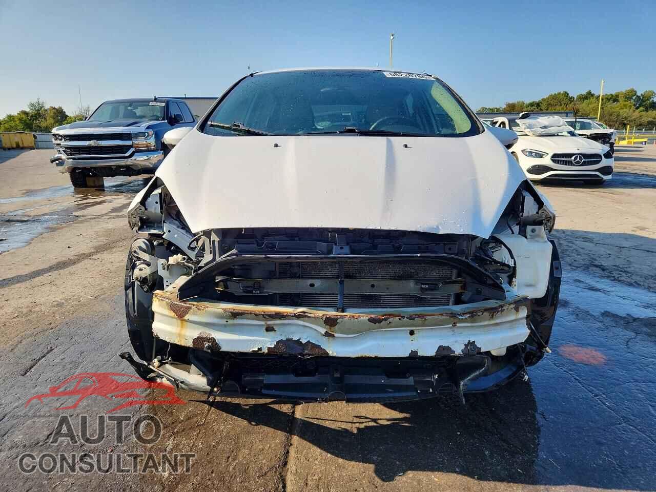 FORD FIESTA 2015 - 3FADP4EJ2FM111490