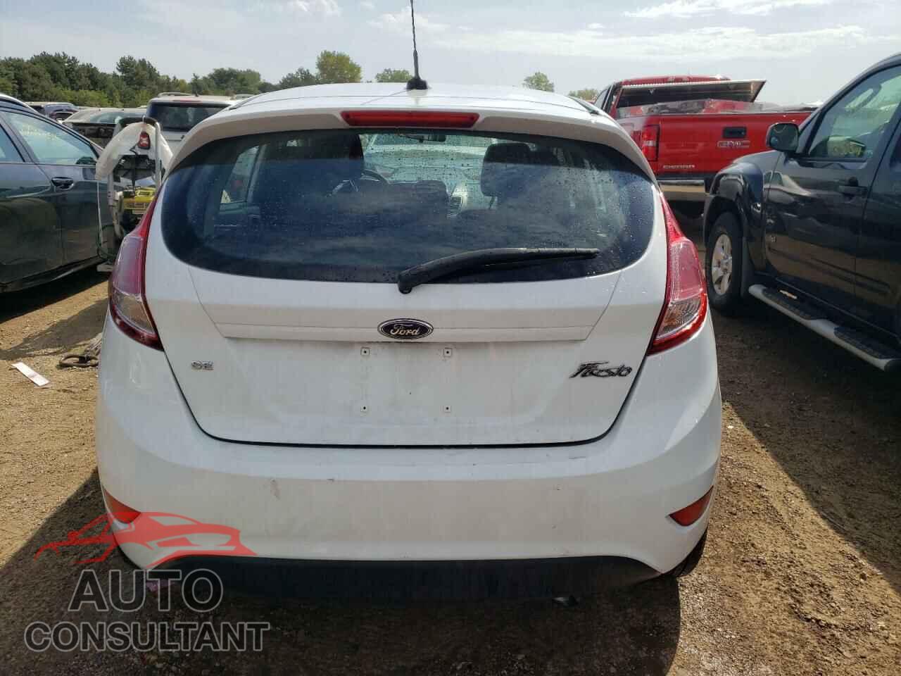 FORD FIESTA 2017 - 3FADP4EJ0HM131949