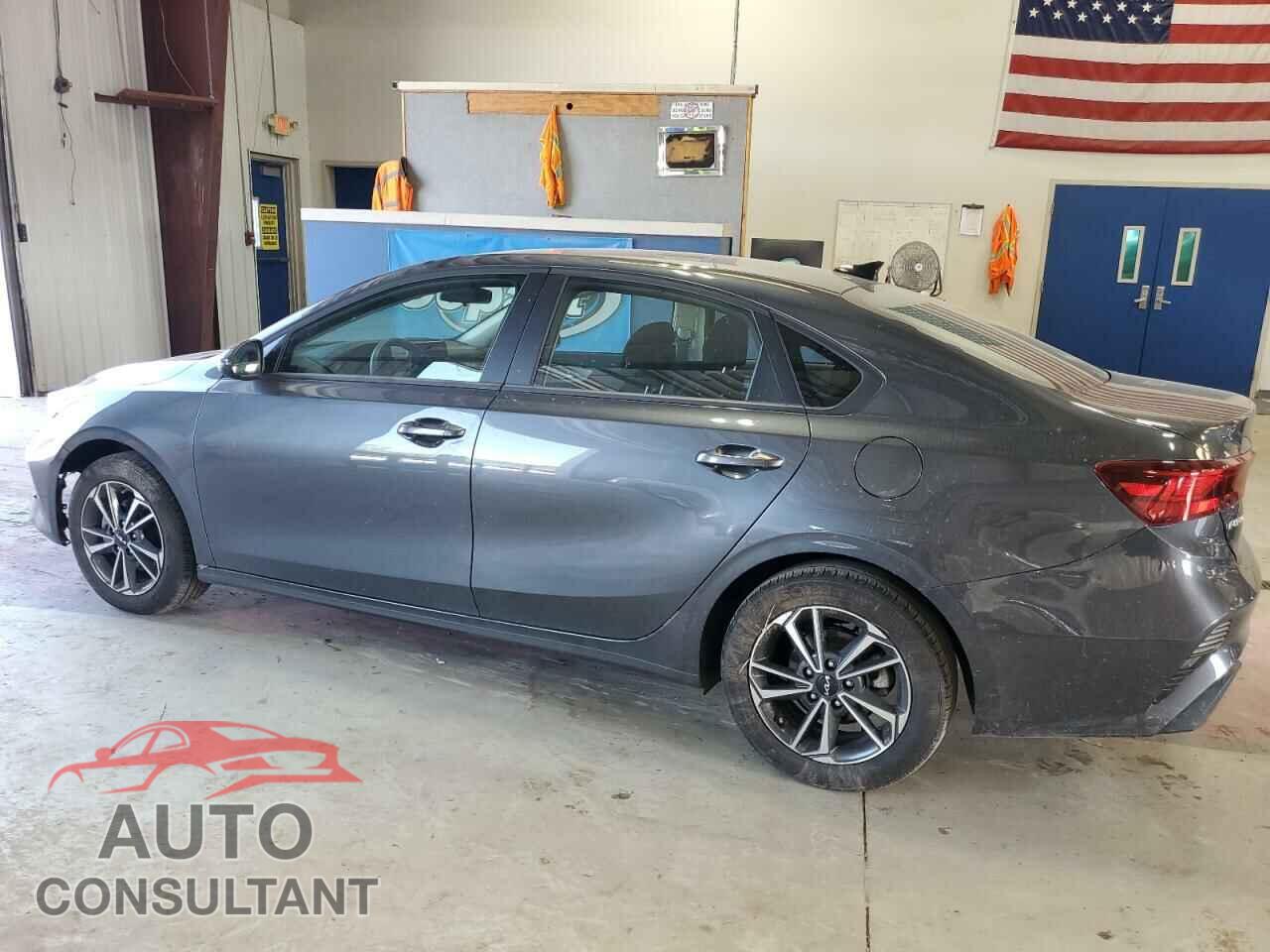 KIA FORTE 2023 - 3KPF24AD7PE663242