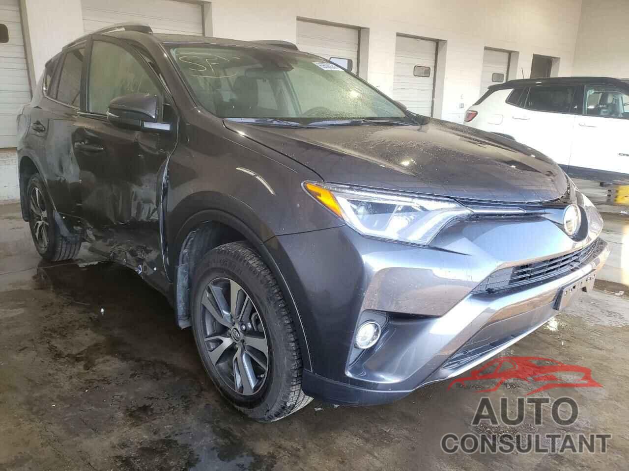 TOYOTA RAV4 2018 - JTMRFREV5JD250178
